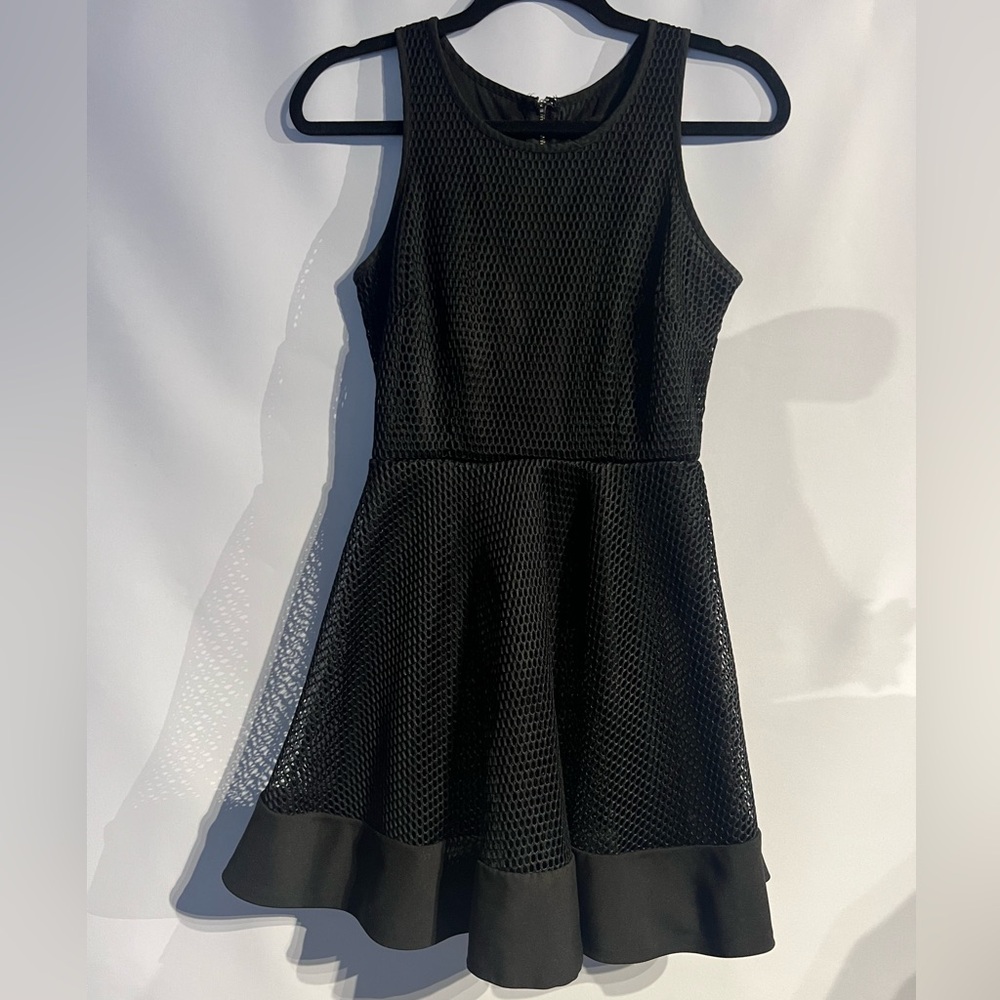 Black ROMEO + JULIET Mesh Sleeveless Dress